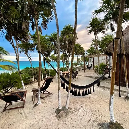 Casa De Mar, Tulum, Hermosa Villa Privada A La Orilla Del Mar Con Cocina